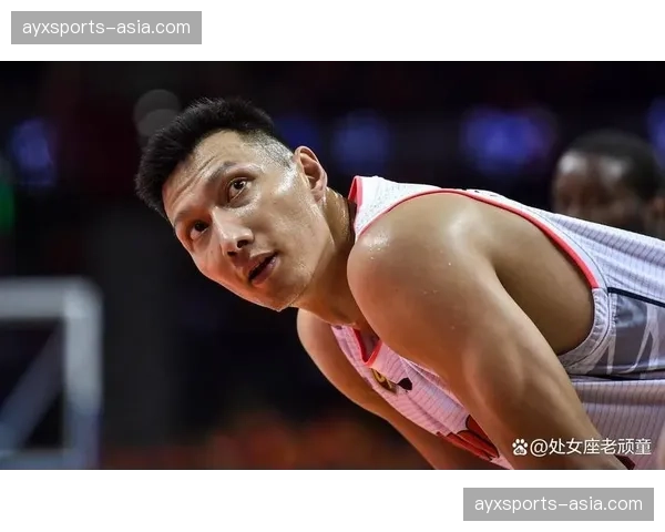 老将易建联赛前训练加练三分，状态保持引关注