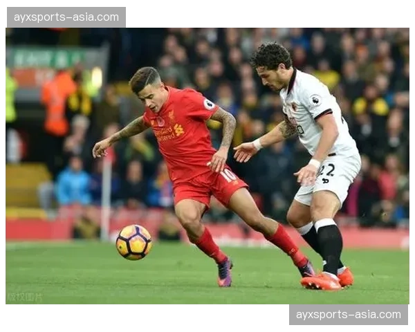 里昂中场核心卡克雷接受专访，谈高位逼抢后的出球选择