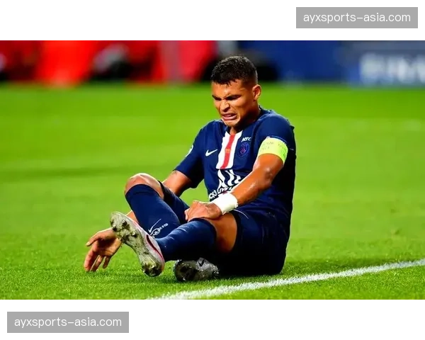 巴黎半场3-2领先拜仁，欧冠半决赛上半场进球创历史纪录